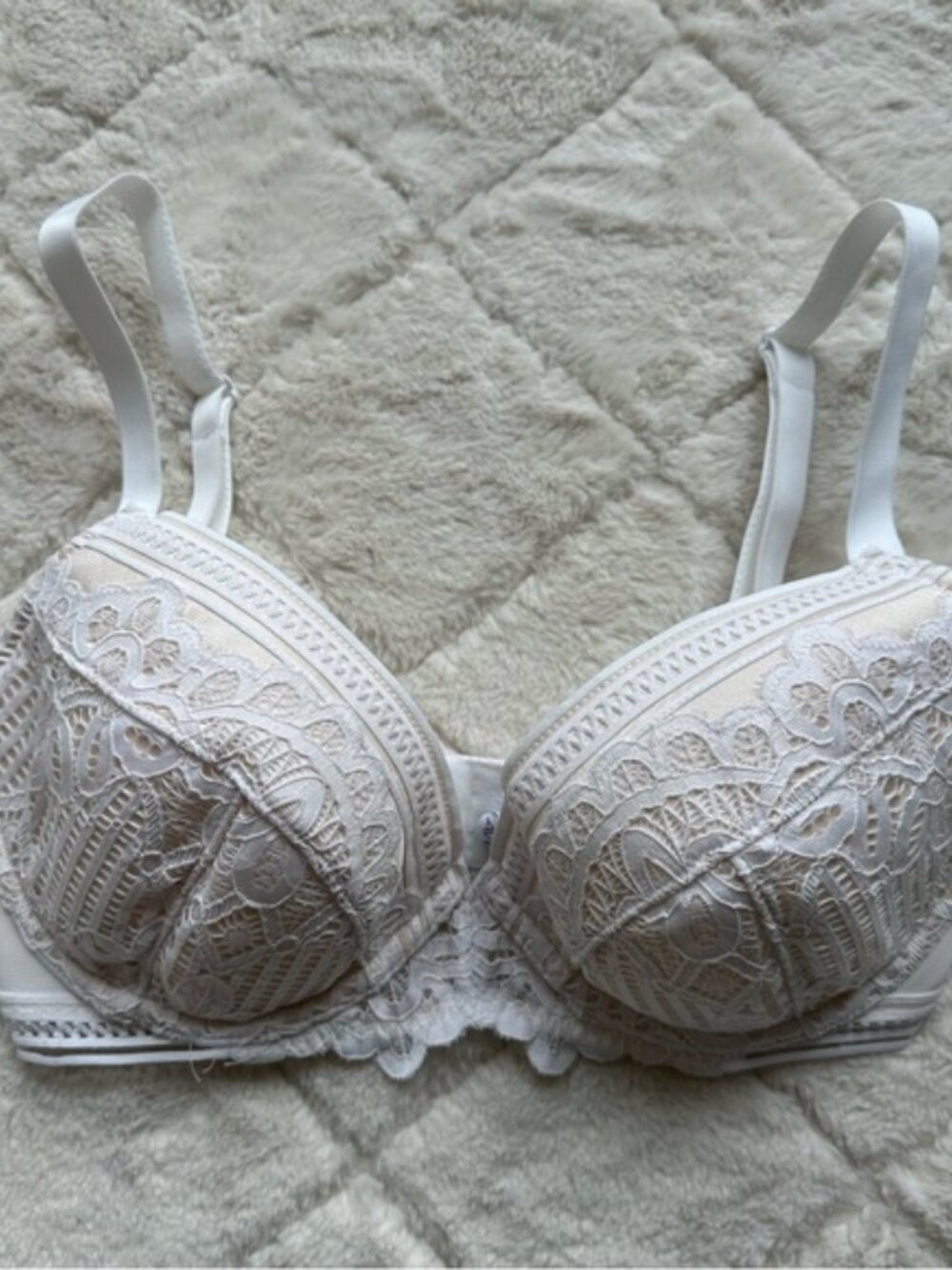 ASOS X Figleaves | Cream Harper Lace Plunge Bra | Size 32F - Picture 2 of 14